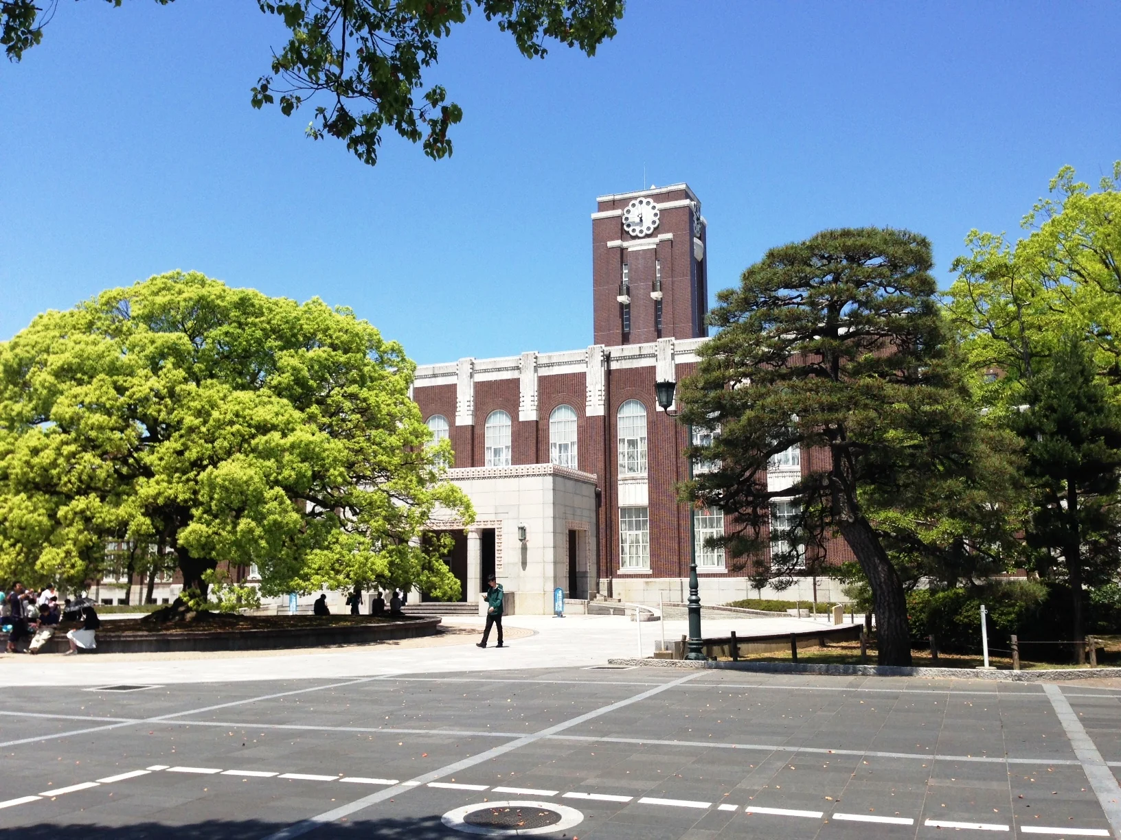 Kyoto University Clock Tower and trees, photographed in May 2015 by Soraie8288